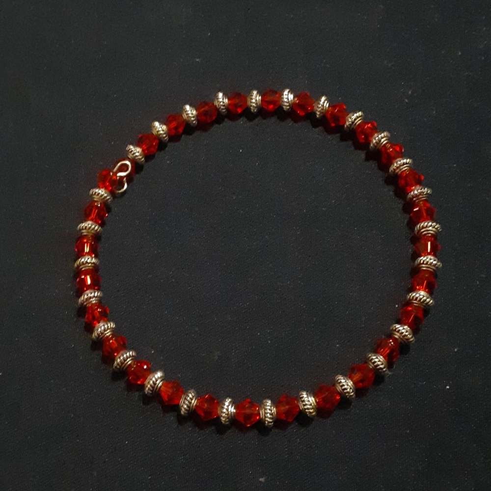 Memory wire bracelet